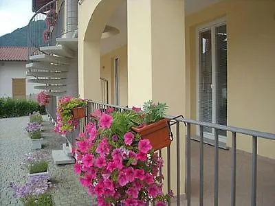 Villa Sleeps 4 Pool Wifi