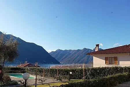Sleeps 4 Pool Wifi Villa *
